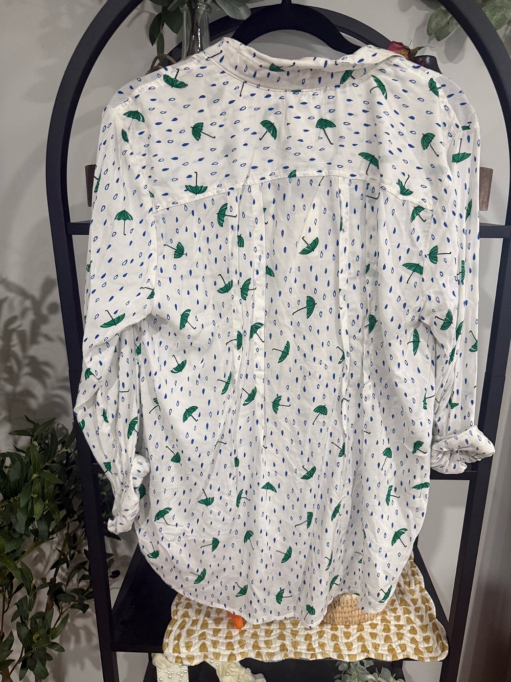 Maeve Anthropologie Umbrella Print Button Down Blouse Size 2 - Picture 11 of 11